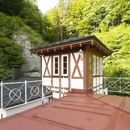 Schloessle * Seeburg (Baden-Wurttemberg)